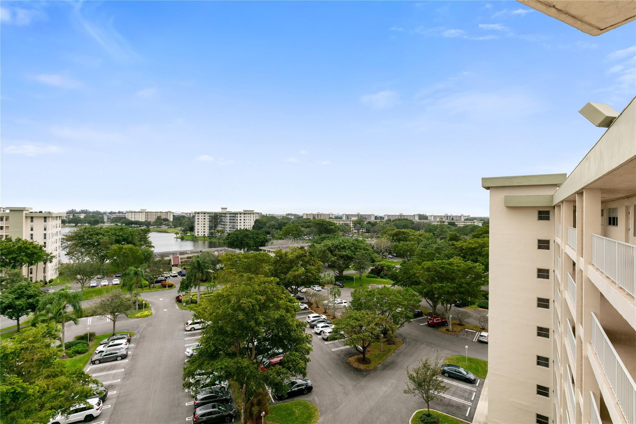 3090 N Course Dr Unit: 908