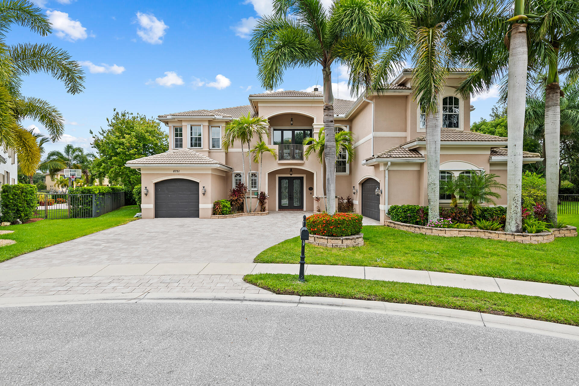 8751 Thornbrook Terrace Point