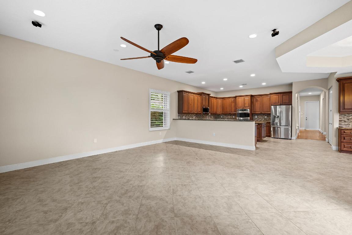 8751 Thornbrook Terrace Point