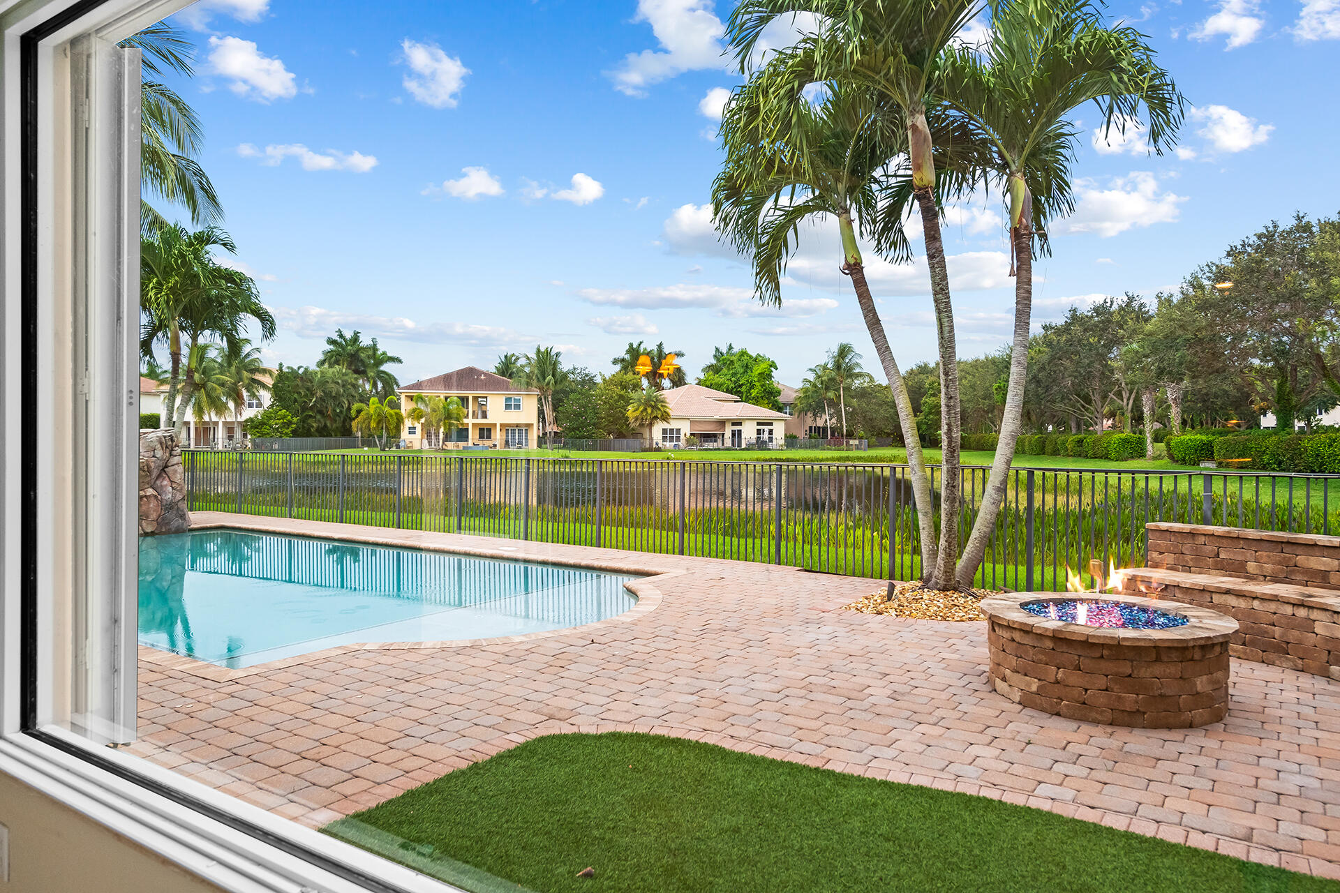 8751 Thornbrook Terrace Point