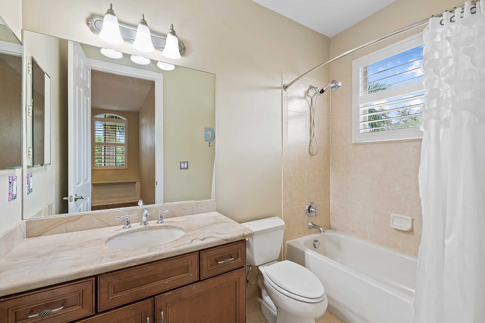 8751 Thornbrook Terrace Point