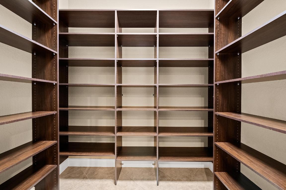 8751 Thornbrook Terrace Point