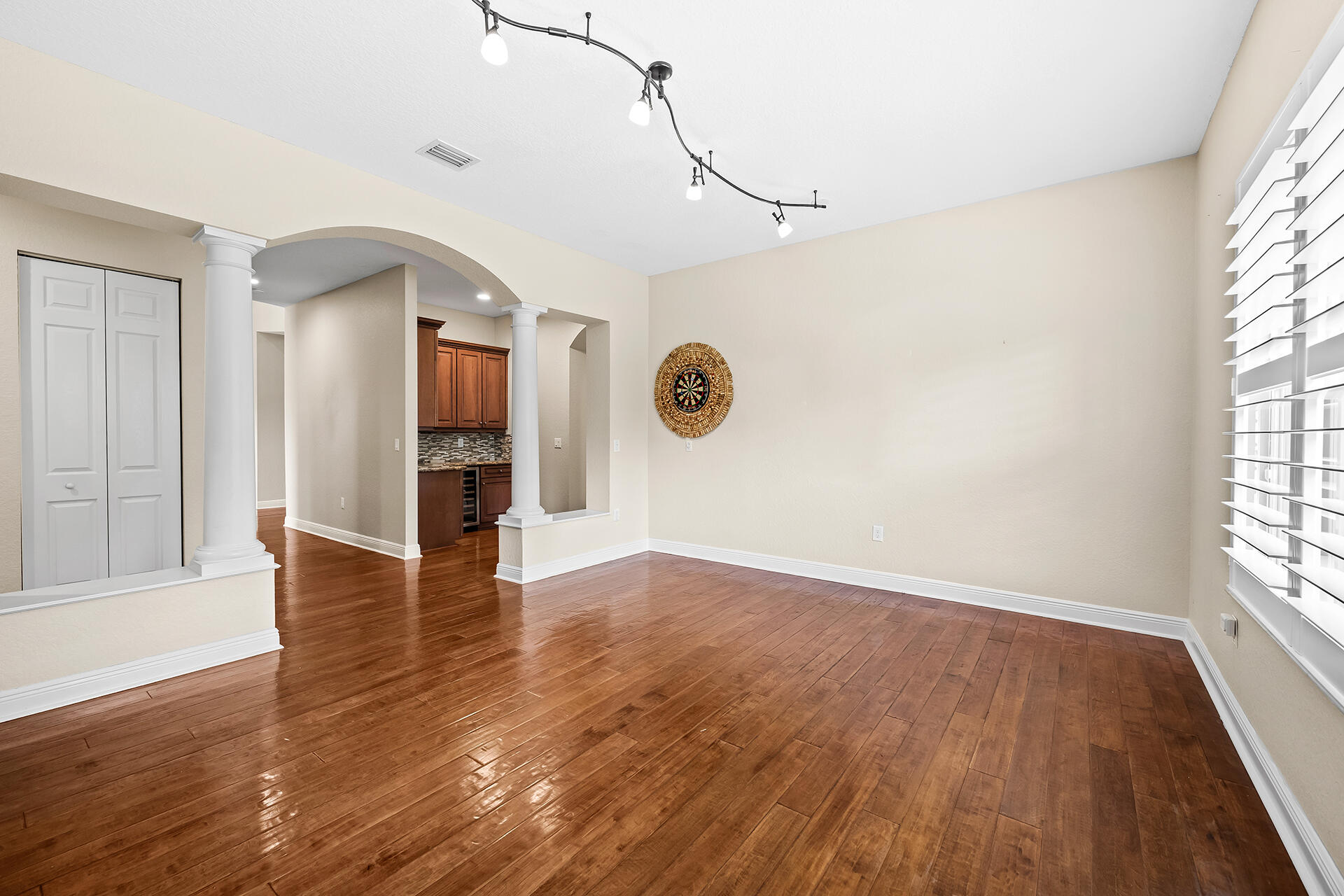 8751 Thornbrook Terrace Point