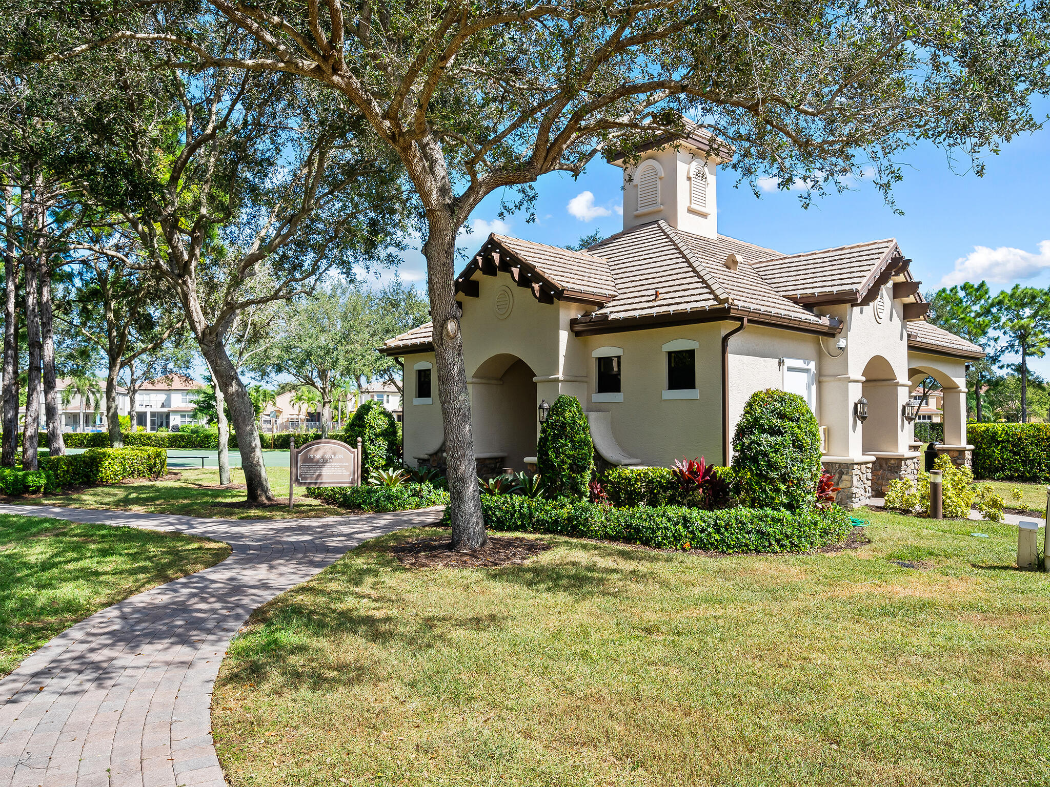 8751 Thornbrook Terrace Point