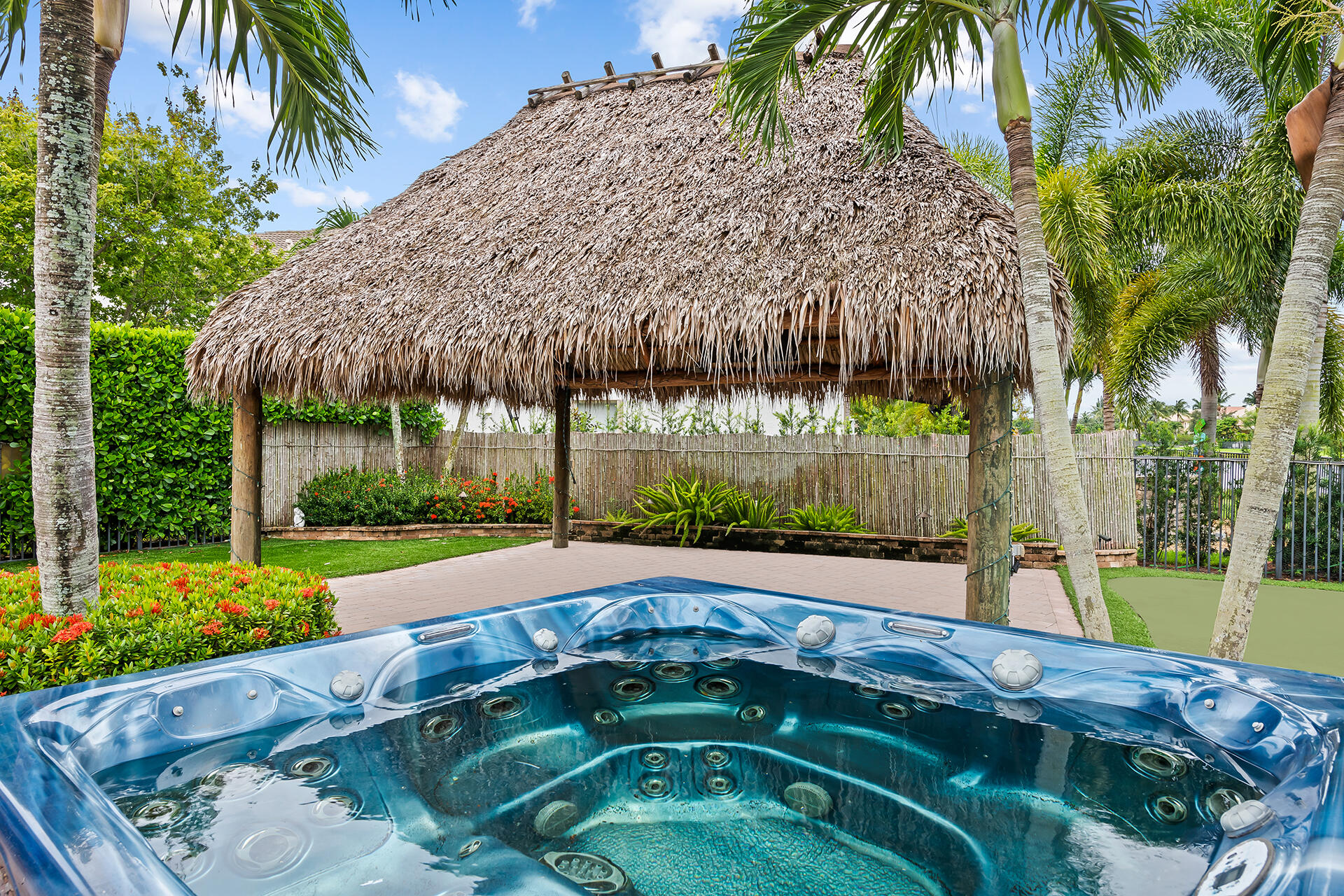 8751 Thornbrook Terrace Point