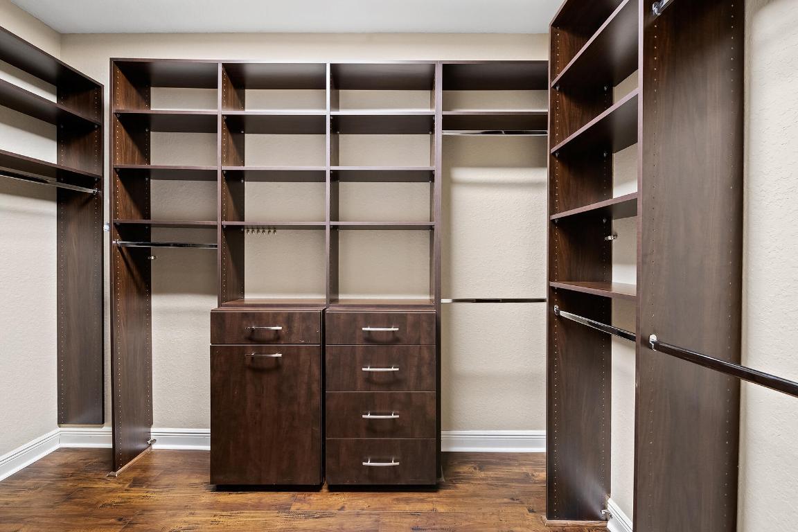 8751 Thornbrook Terrace Point