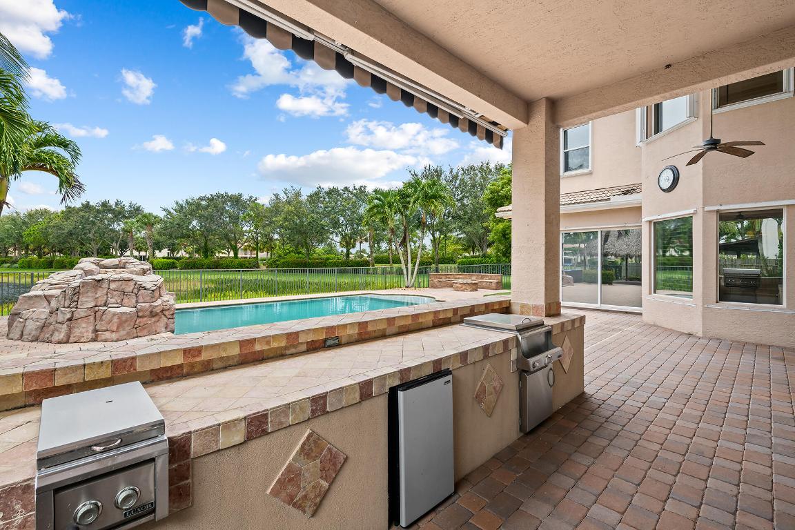 8751 Thornbrook Terrace Point