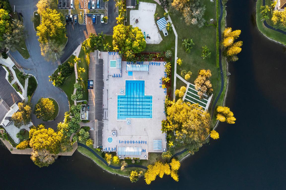 2908 Carambola Circle S Unit: 201