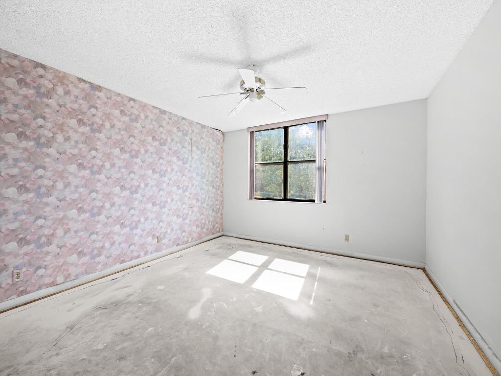 2908 Carambola Circle S Unit: 201