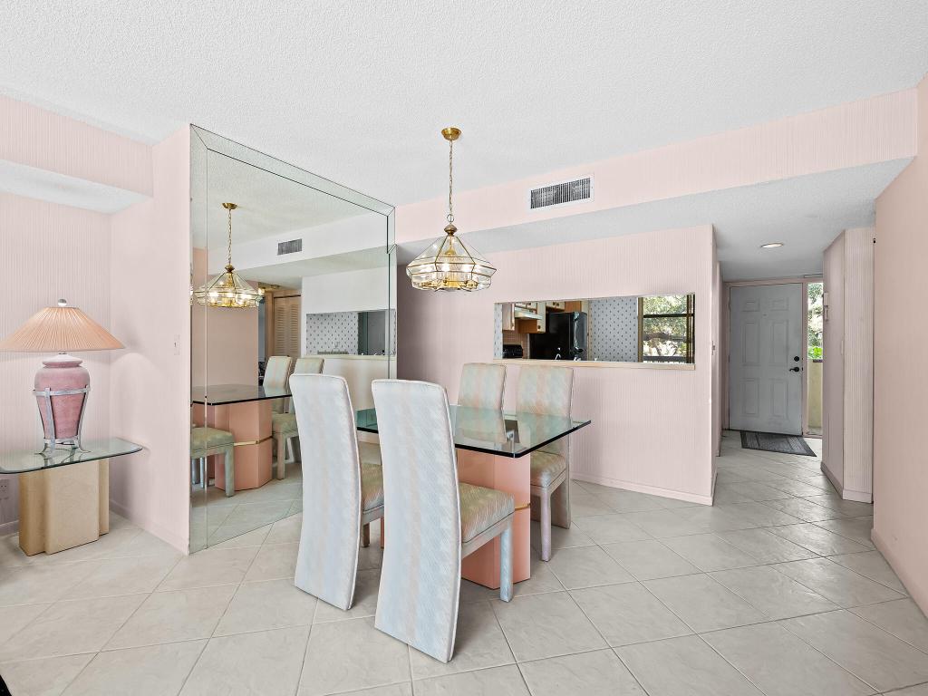 2908 Carambola Circle S Unit: 201