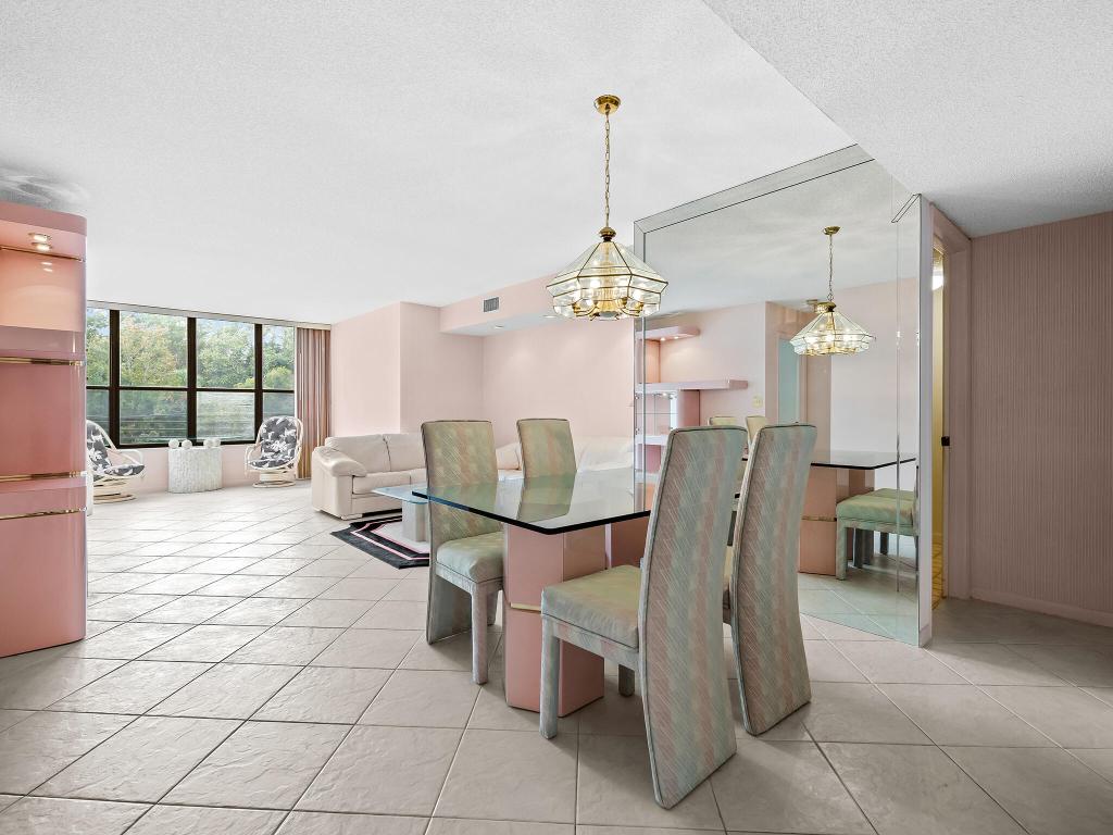 2908 Carambola Circle S Unit: 201