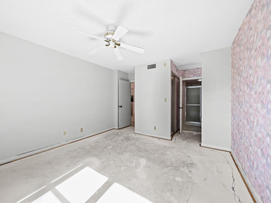 2908 Carambola Circle S Unit: 201