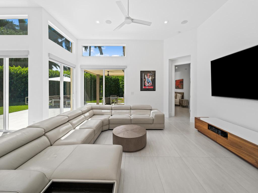 17033 Newport Club Drive 