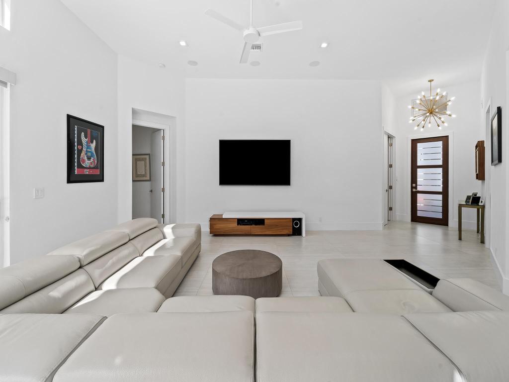 17033 Newport Club Drive 