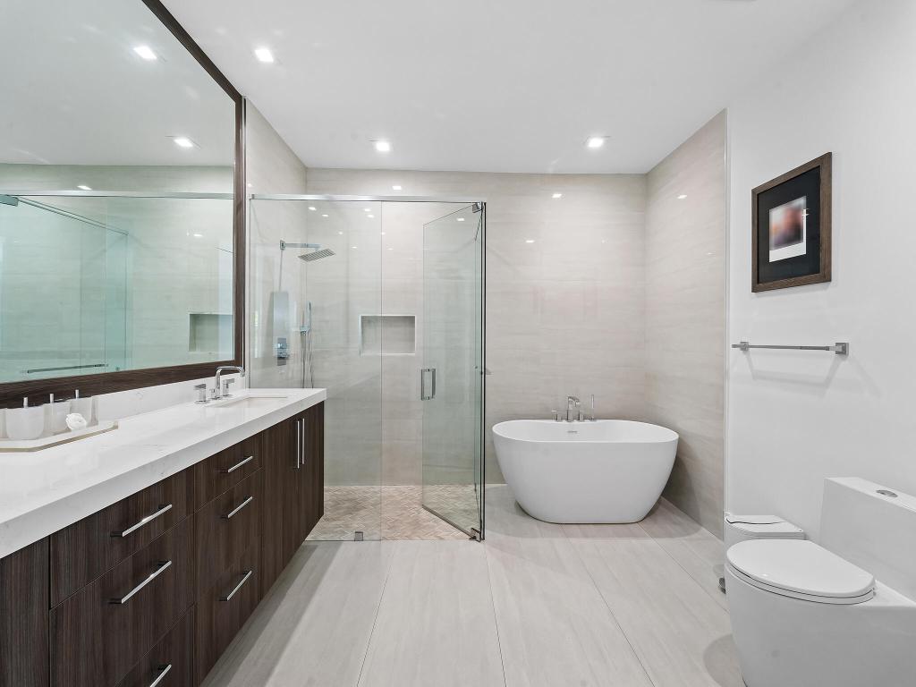 17033 Newport Club Drive 