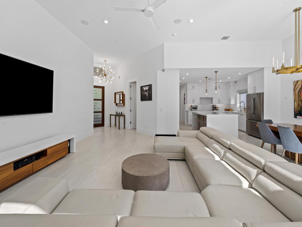 17033 Newport Club Drive 