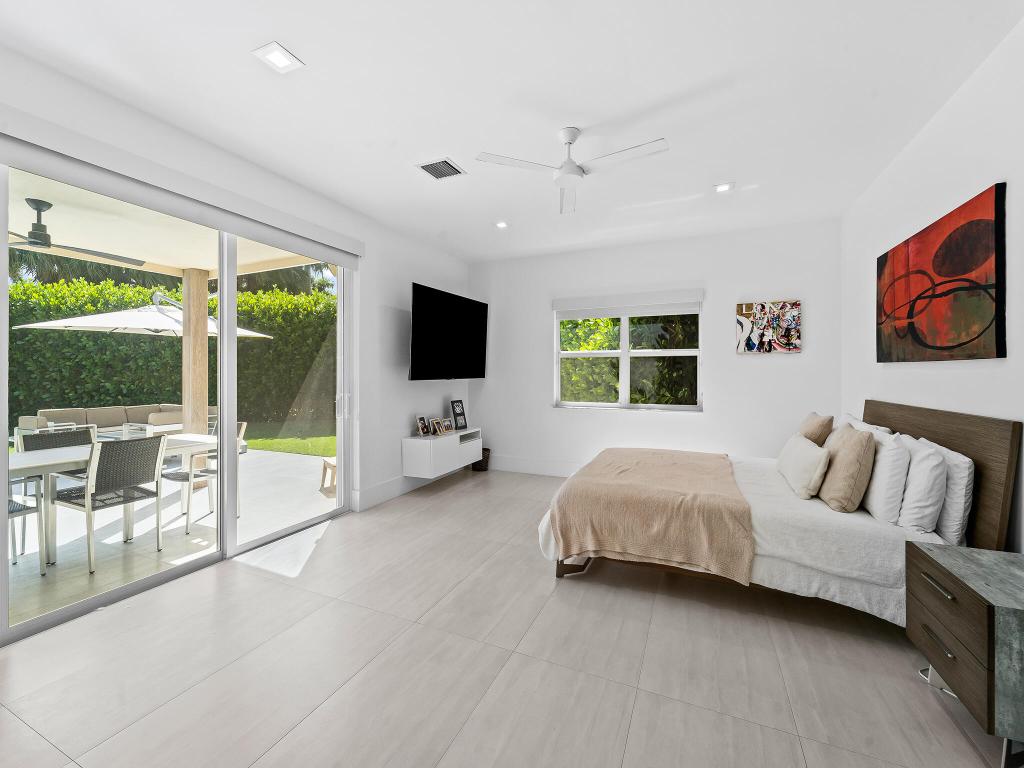 17033 Newport Club Drive 