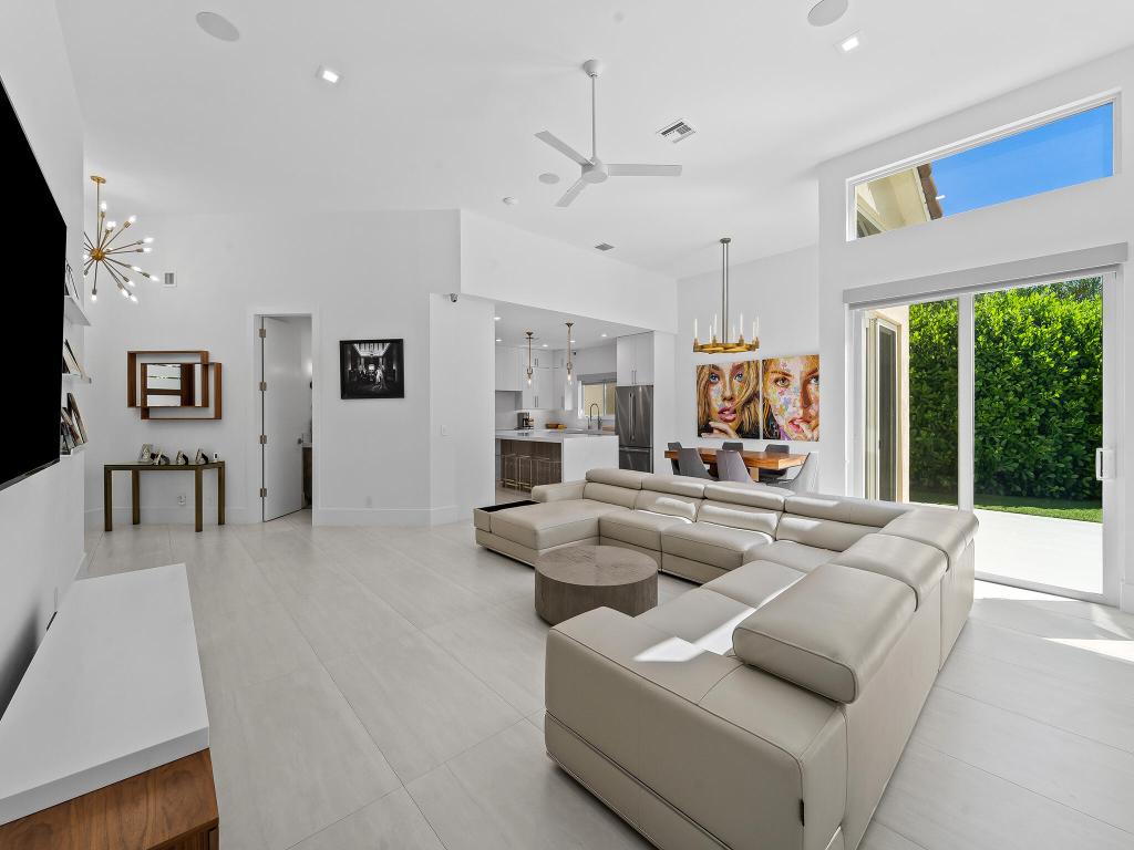 17033 Newport Club Drive 