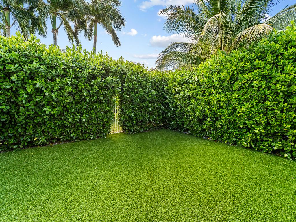 17033 Newport Club Drive 