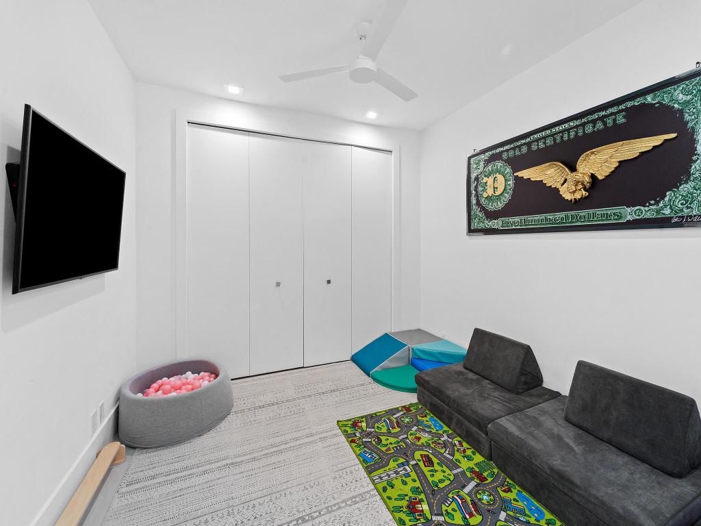 17033 Newport Club Drive 