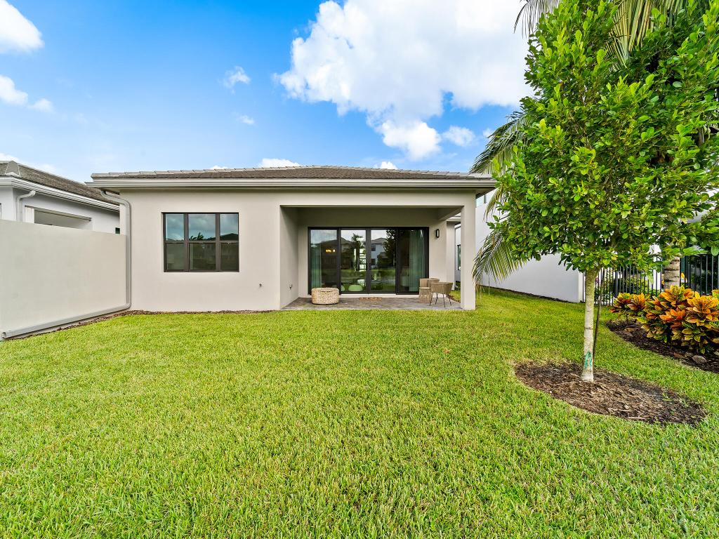 17345 Sea Blossom Way