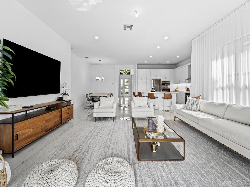 17345 Sea Blossom Way