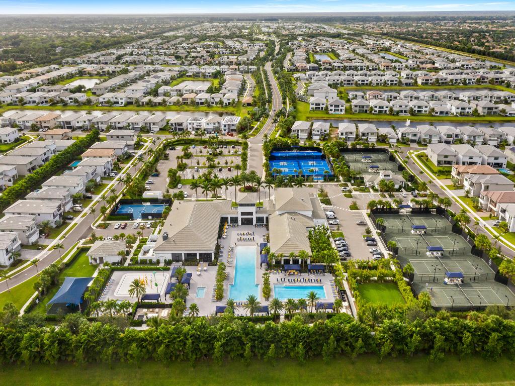 17345 Sea Blossom Way