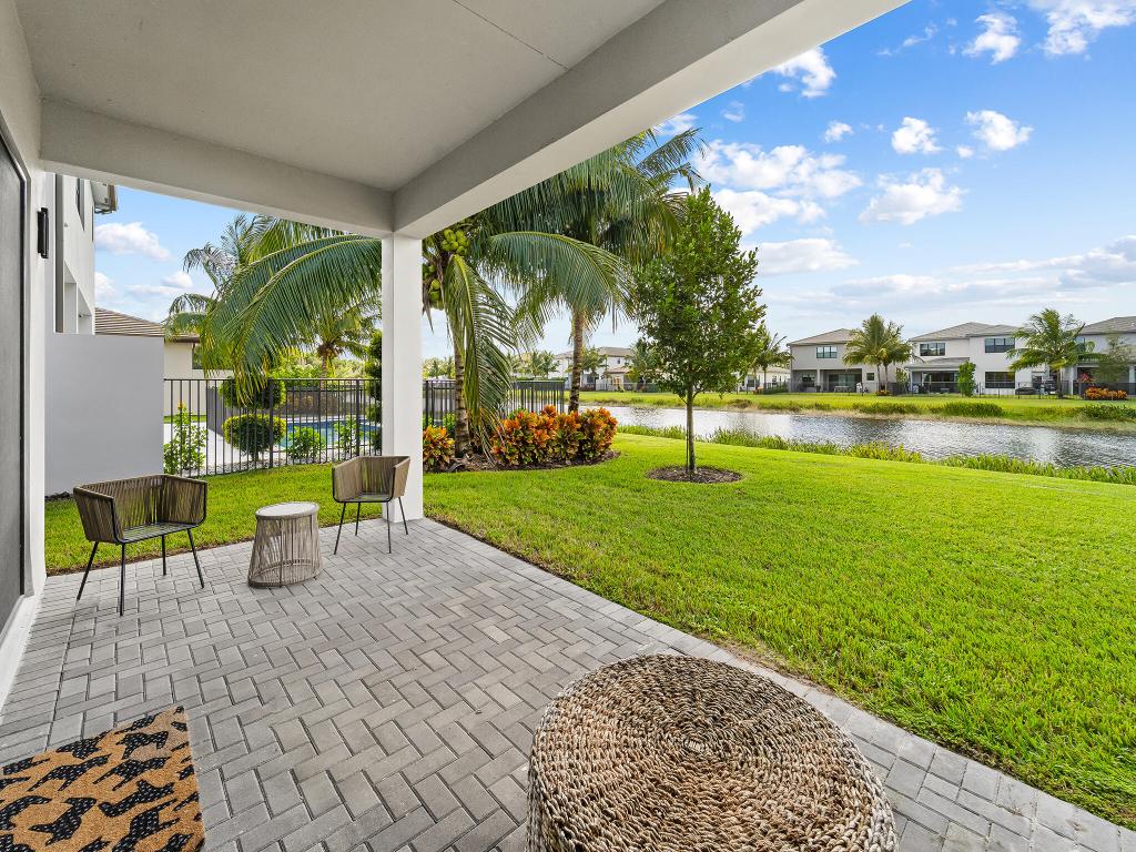 17345 Sea Blossom Way