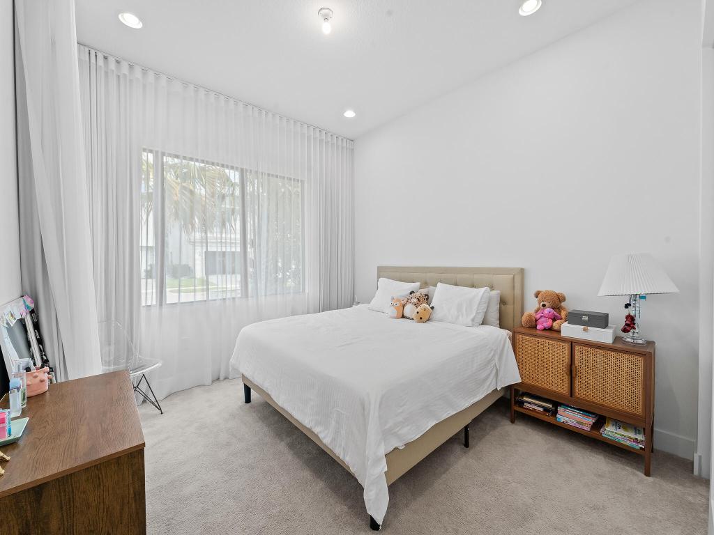 17345 Sea Blossom Way