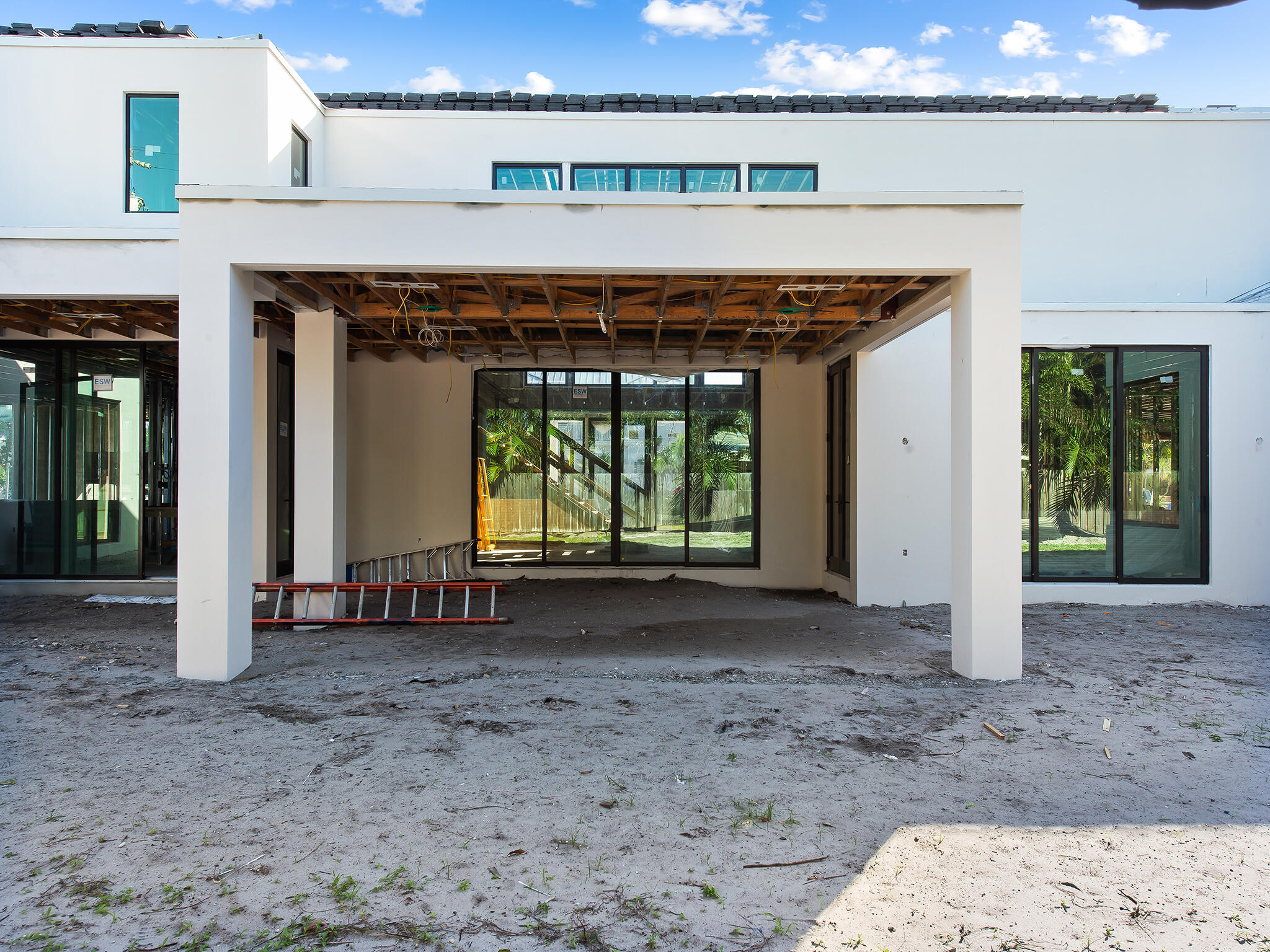 499 NE 8th Street