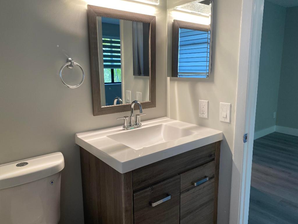 11436 NW 43rd Street Unit: 1-4