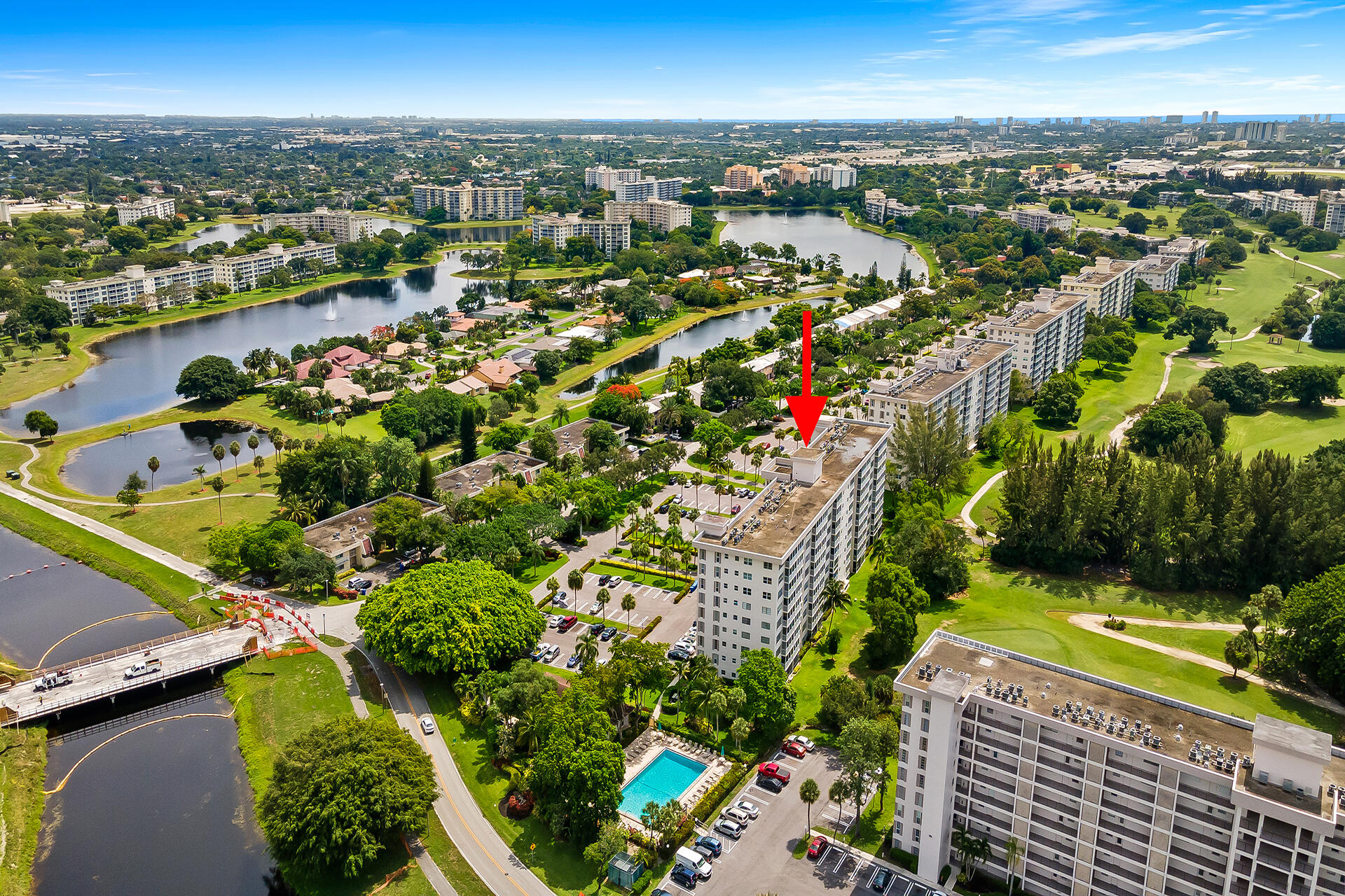 3200 N Palm Aire Drive Unit: 901