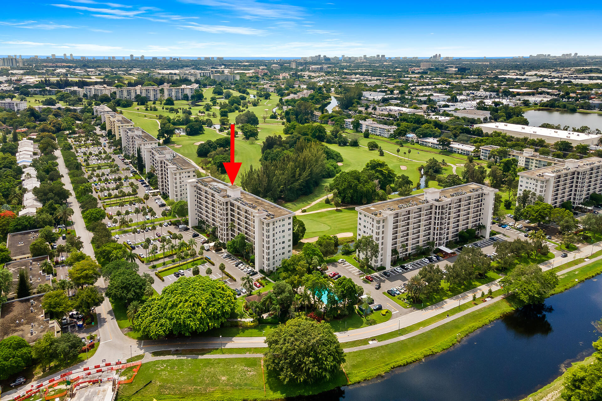 3200 N Palm Aire Drive Unit: 901