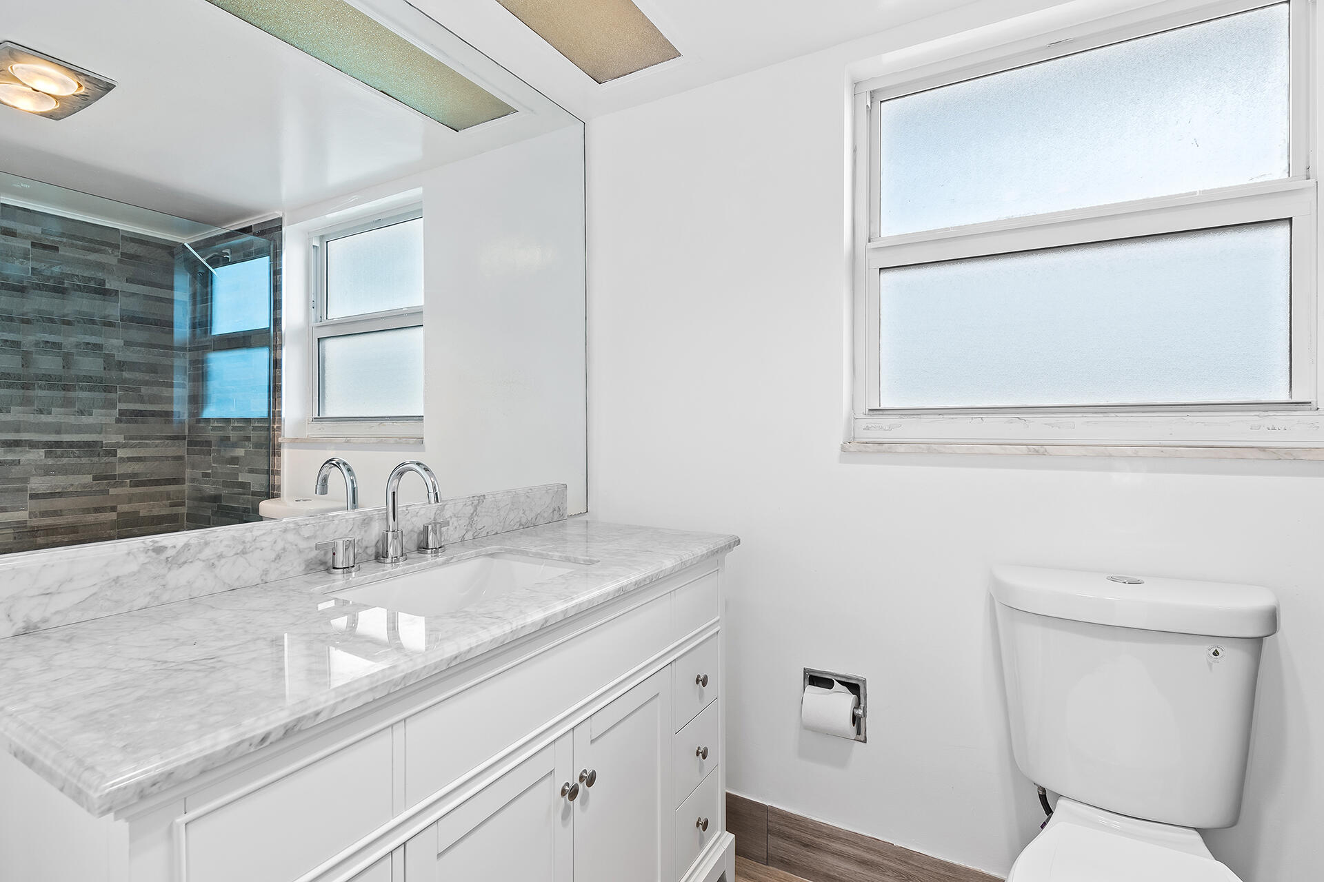 3200 N Palm Aire Drive Unit: 901