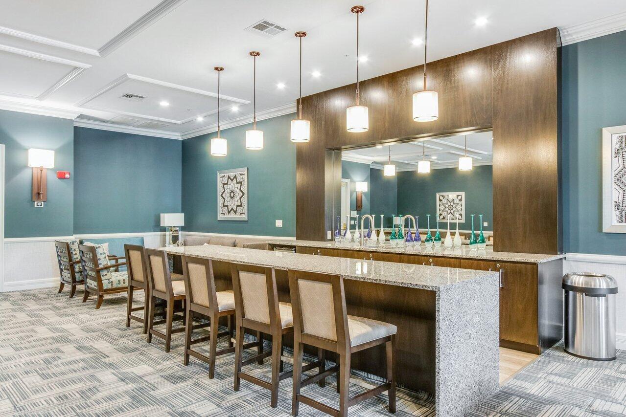 6821 Castlemaine Avenue