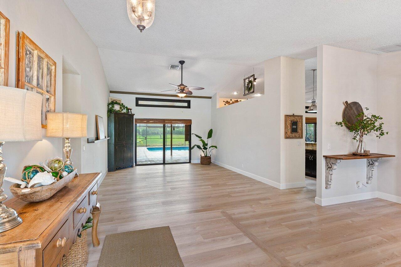 11440 Island Lakes Lane