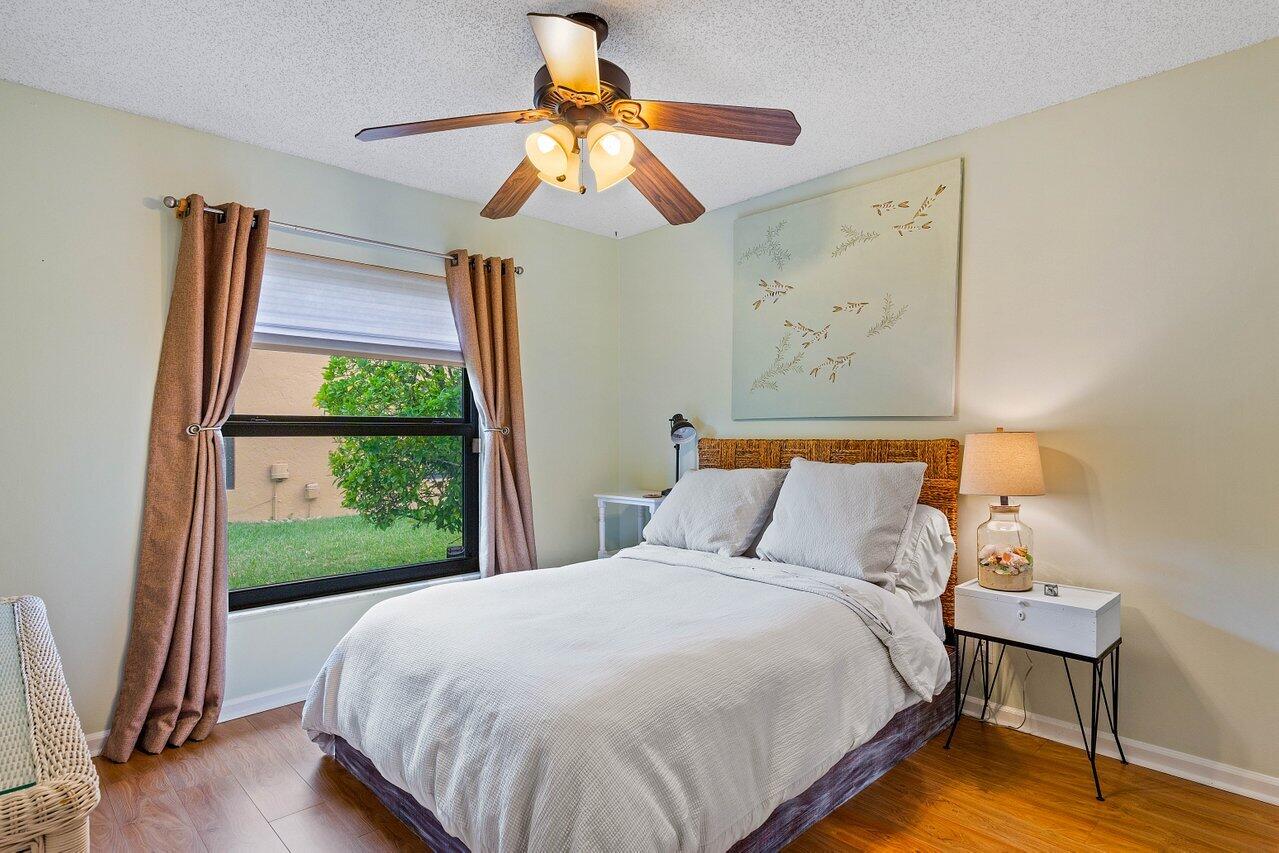 11440 Island Lakes Lane