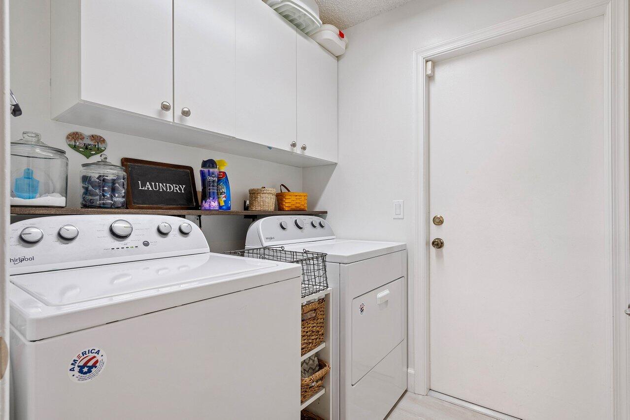 11440 Island Lakes Lane