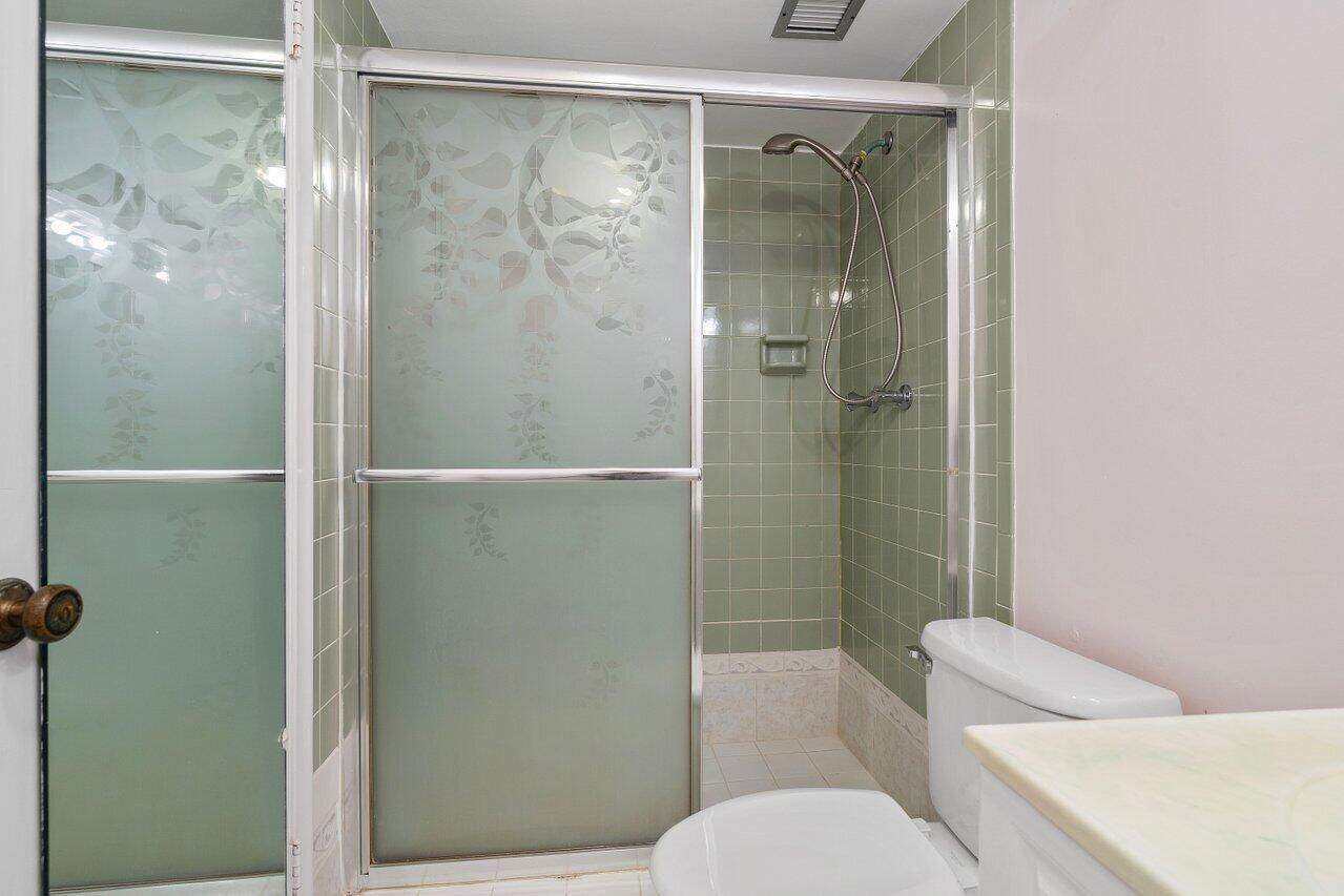 1025 SE 2nd Avenue 202