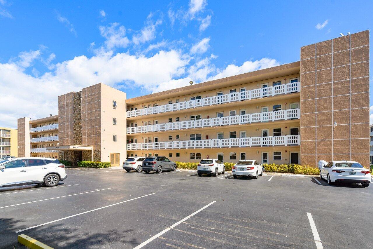 1025 SE 2nd Avenue 202