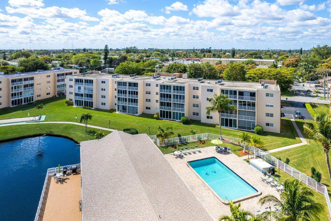 1025 SE 2nd Avenue 202