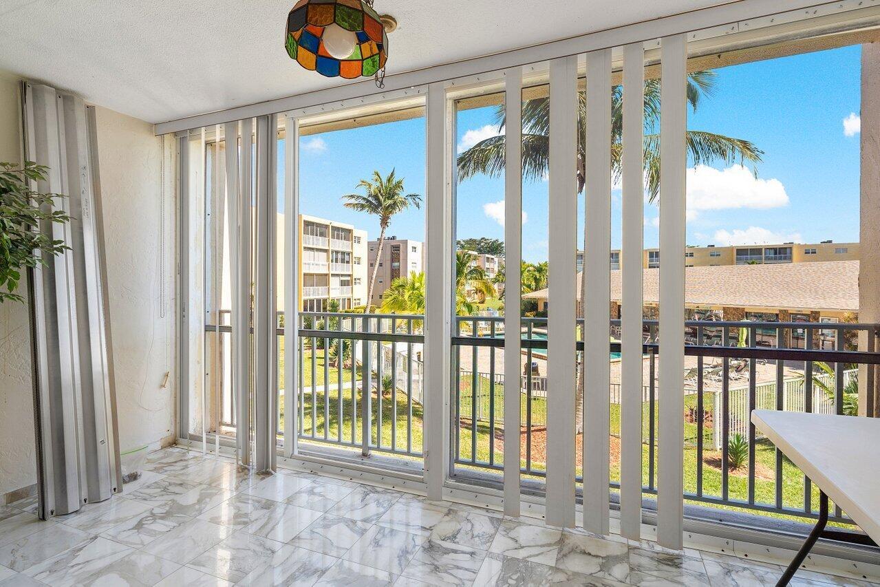 1025 SE 2nd Avenue 202