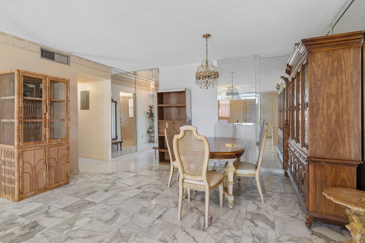 1025 SE 2nd Avenue 202