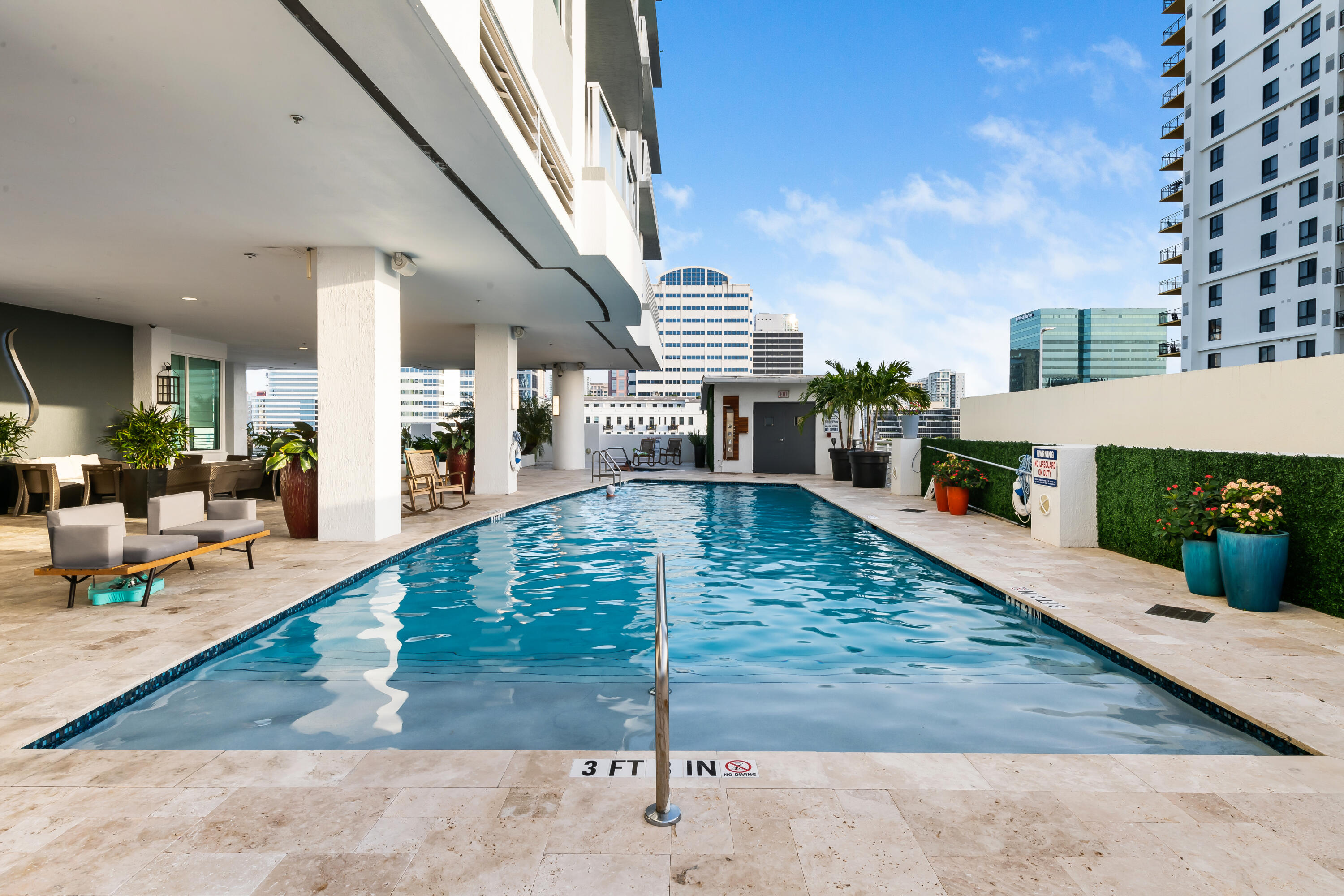 315 NE 3rd Avenue 1009