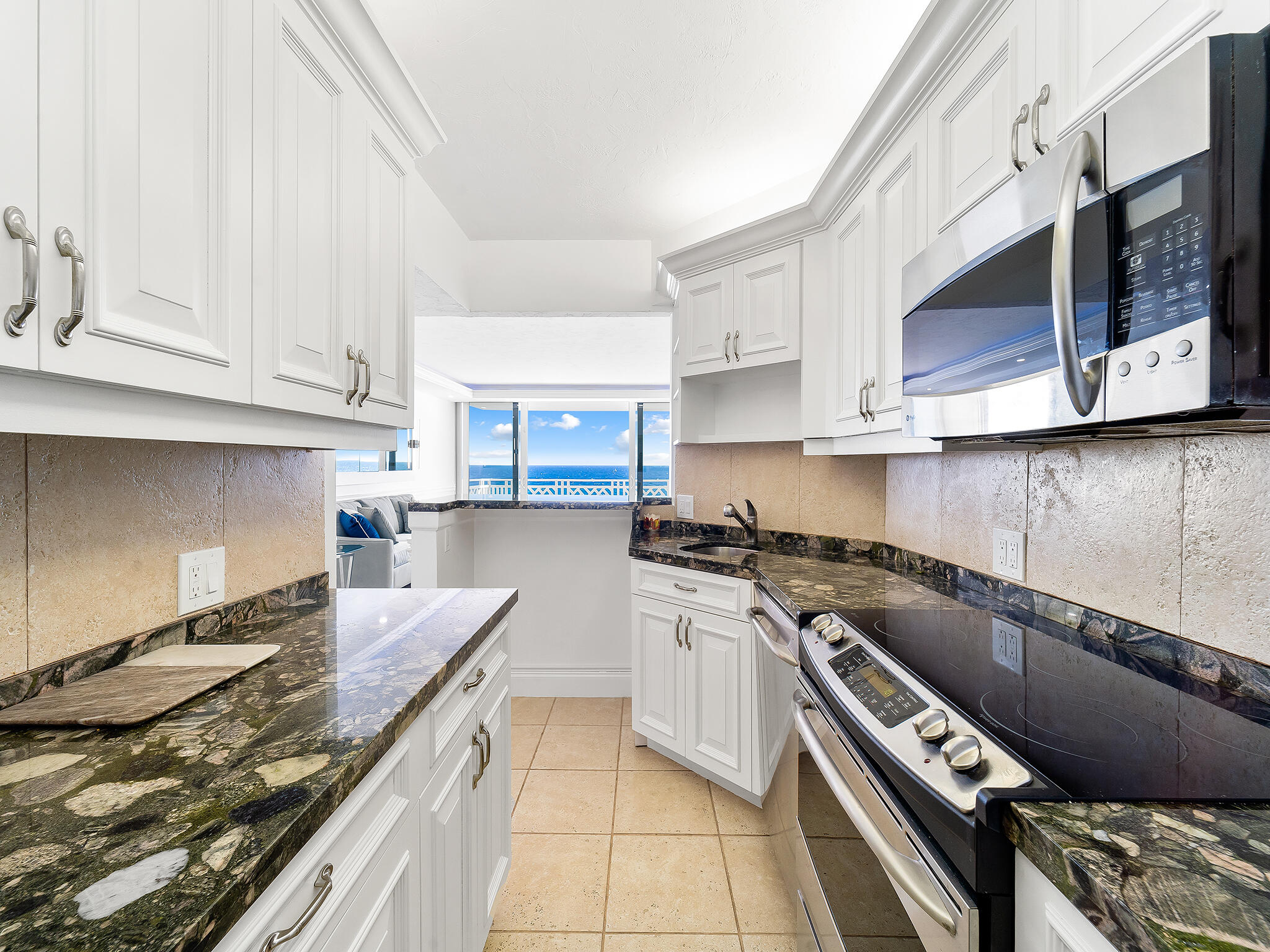 1225 S Ocean Boulevard 904