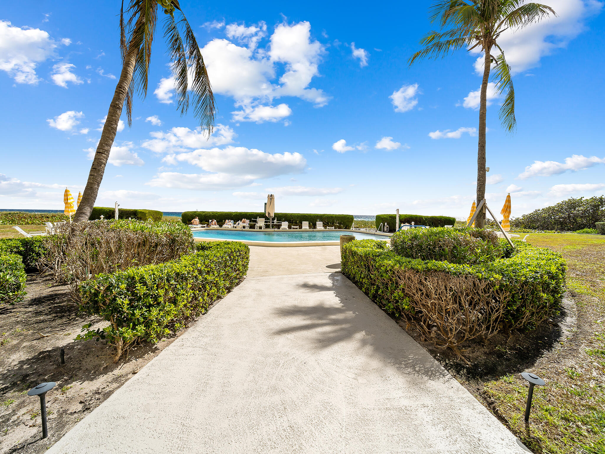 1225 S Ocean Boulevard 904