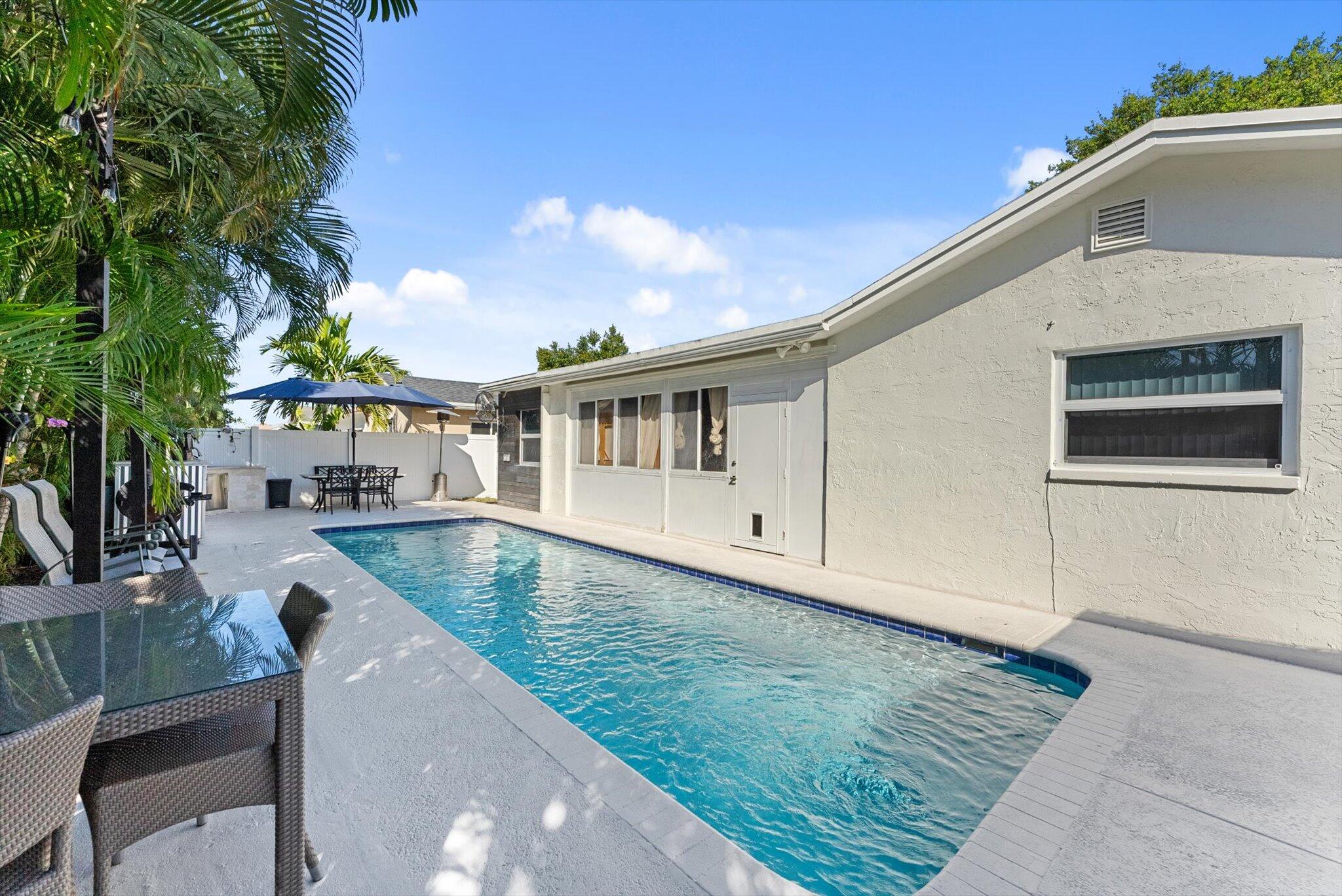 8900 SW 7th Street
