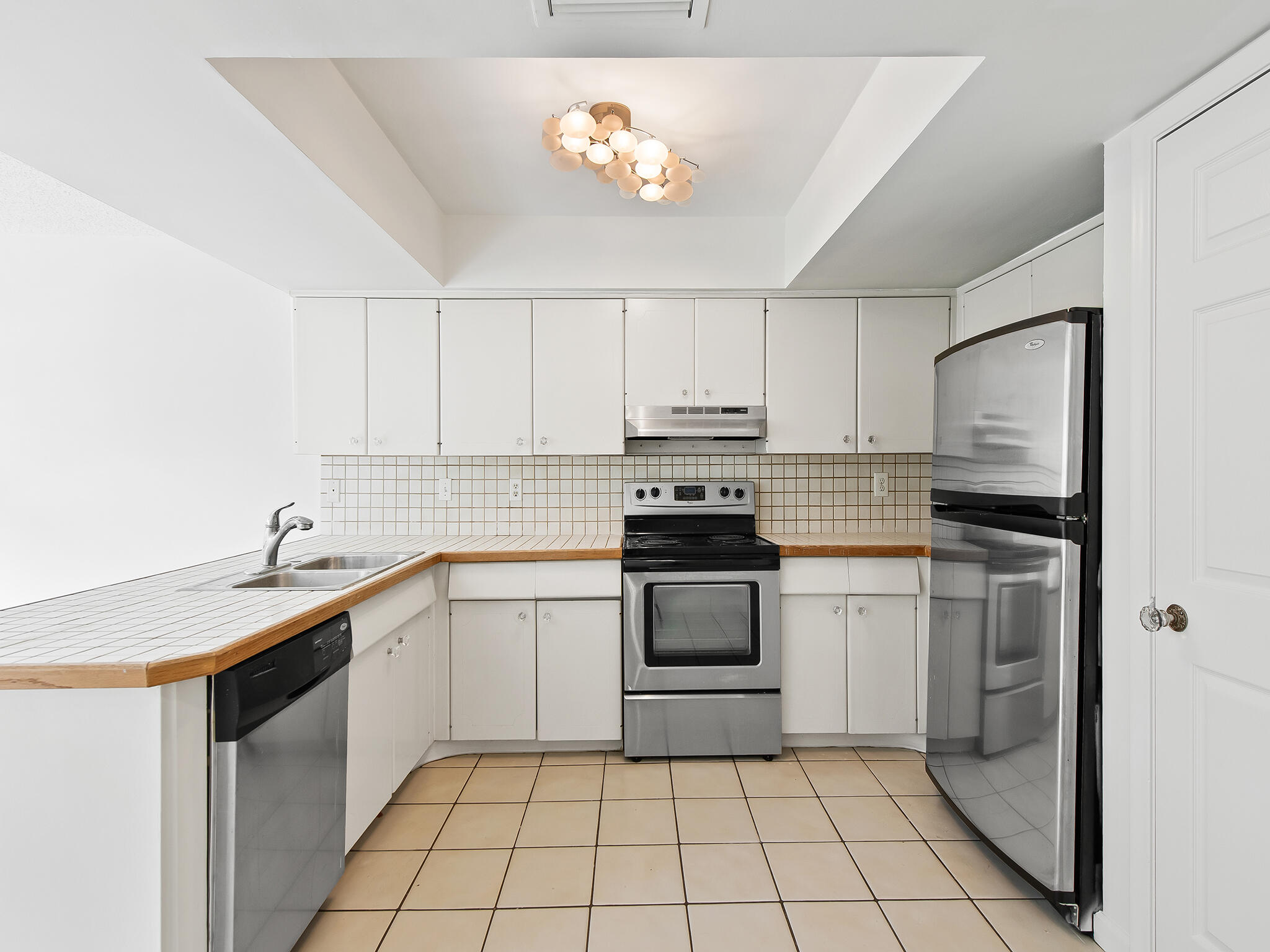 280 NE Wavecrest Way