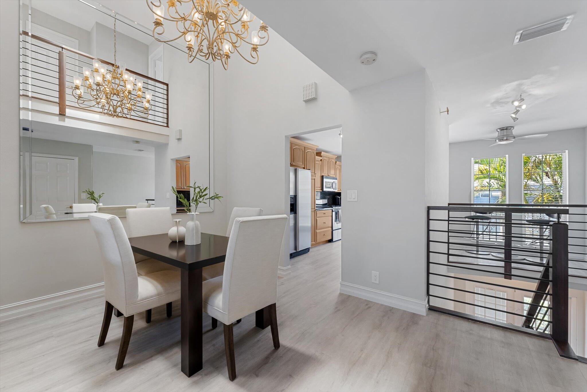 1194 Hillsboro Mile 31