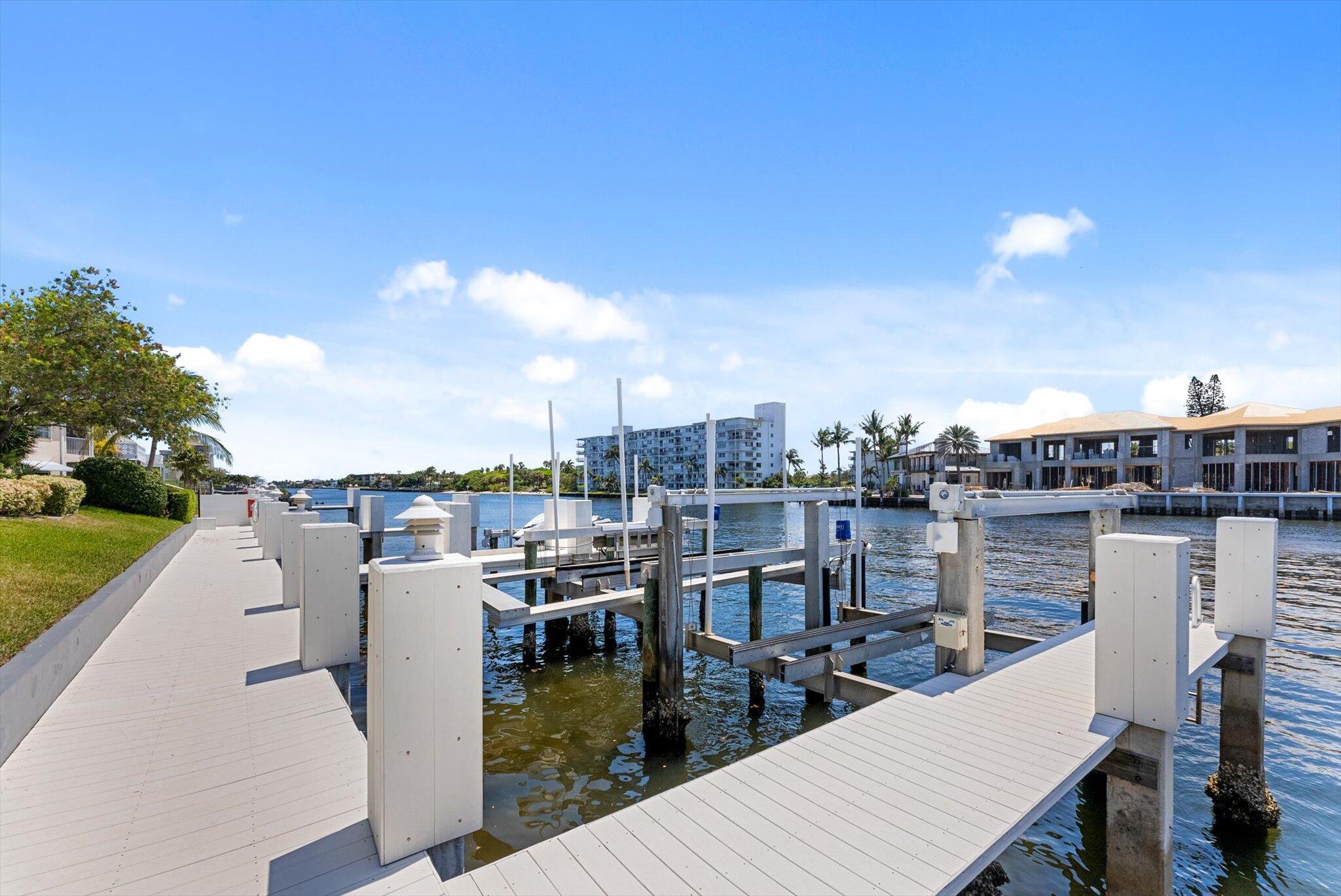 1194 Hillsboro Mile 31